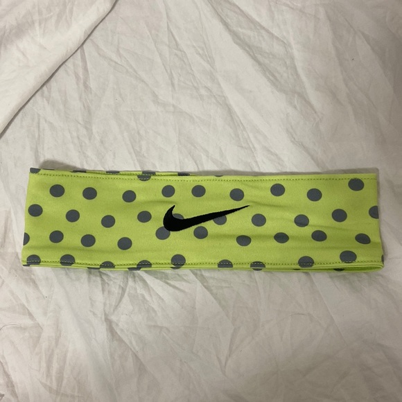 Women’s Nike polka dot green and gray headband with embroidered logo. One size. - Picture 1 of 6